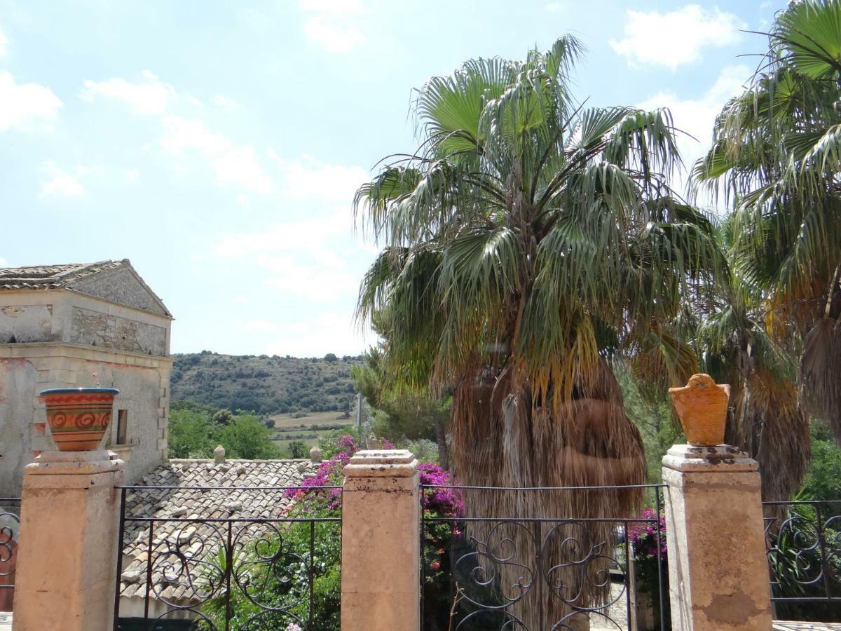 Casale Bibbinello Villa Palazzolo Acreide Bagian luar foto